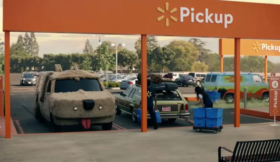 Los coches más famosos del cine se juntan para Walmart.
